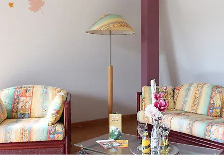 酒店 Landhaus Villago 4*