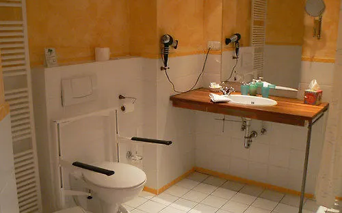 Hotell Landhaus Villago 4*